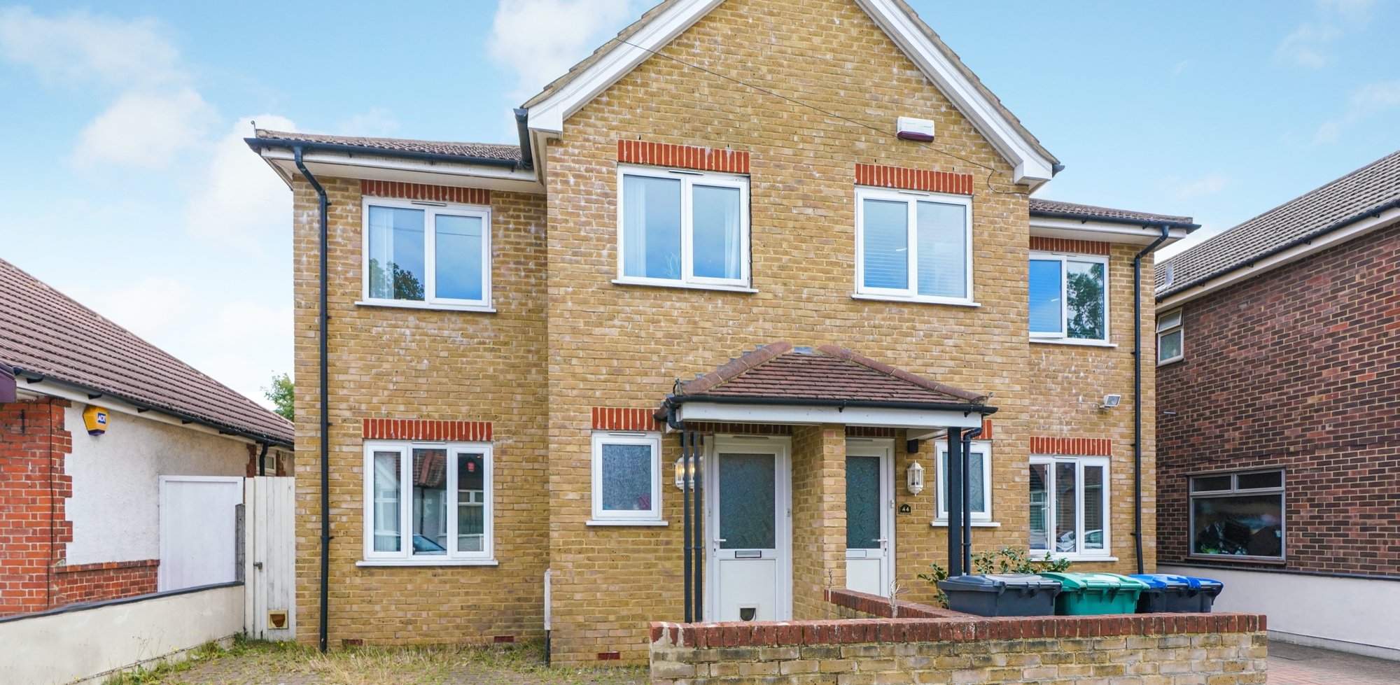 House For Sale in Beaumont Avenue, Greater London, Wembley, HA0