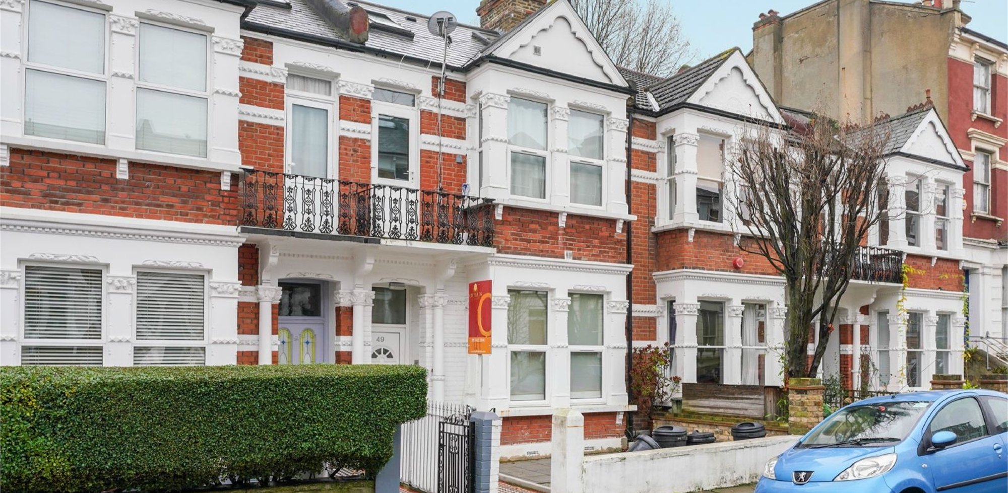 Flat To Rent in Stanlake Road, Shepherd's Bush, W12